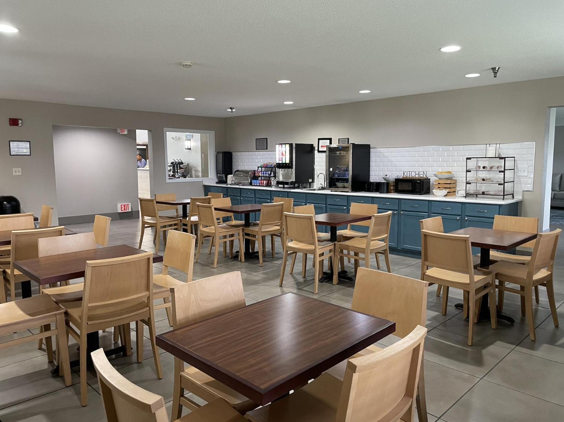 Harmony Inn & Suites ฟอร์ตดอดจ์ ภายนอก รูปภาพ