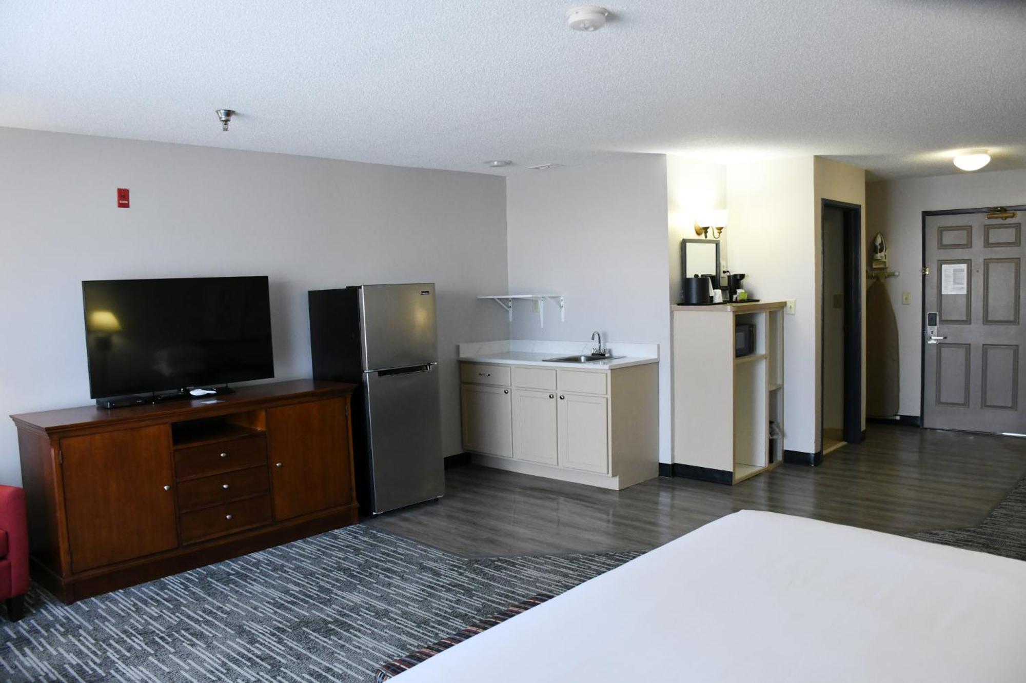 Harmony Inn & Suites ฟอร์ตดอดจ์ ภายนอก รูปภาพ